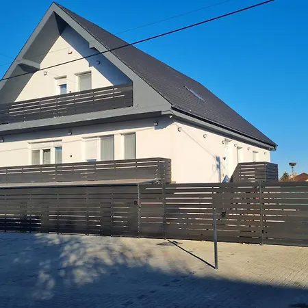 Erdely 60 酒店 2*