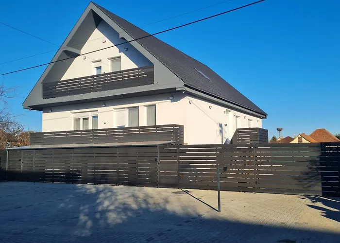 Erdely 60 מלון 2*